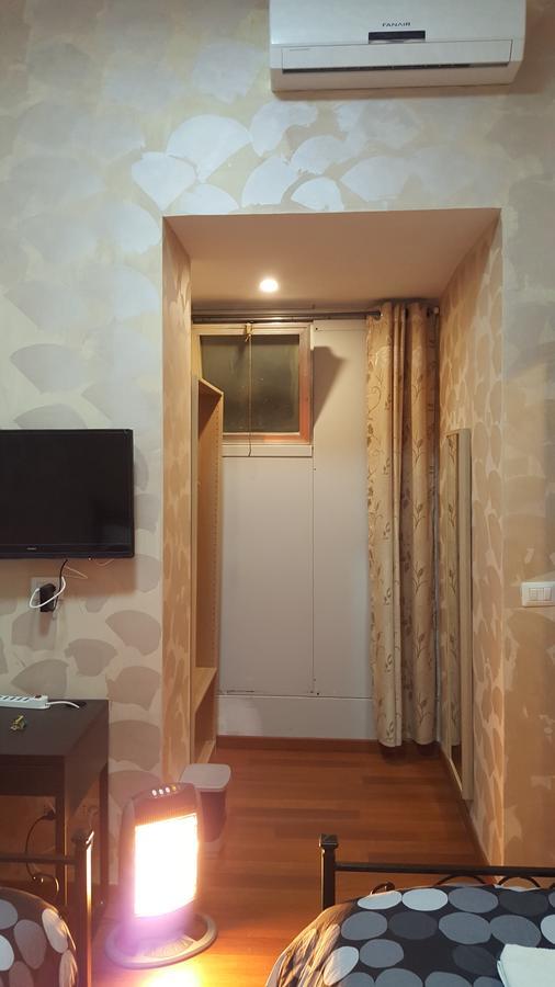 Rome Napoleone Rooms Екстериор снимка
