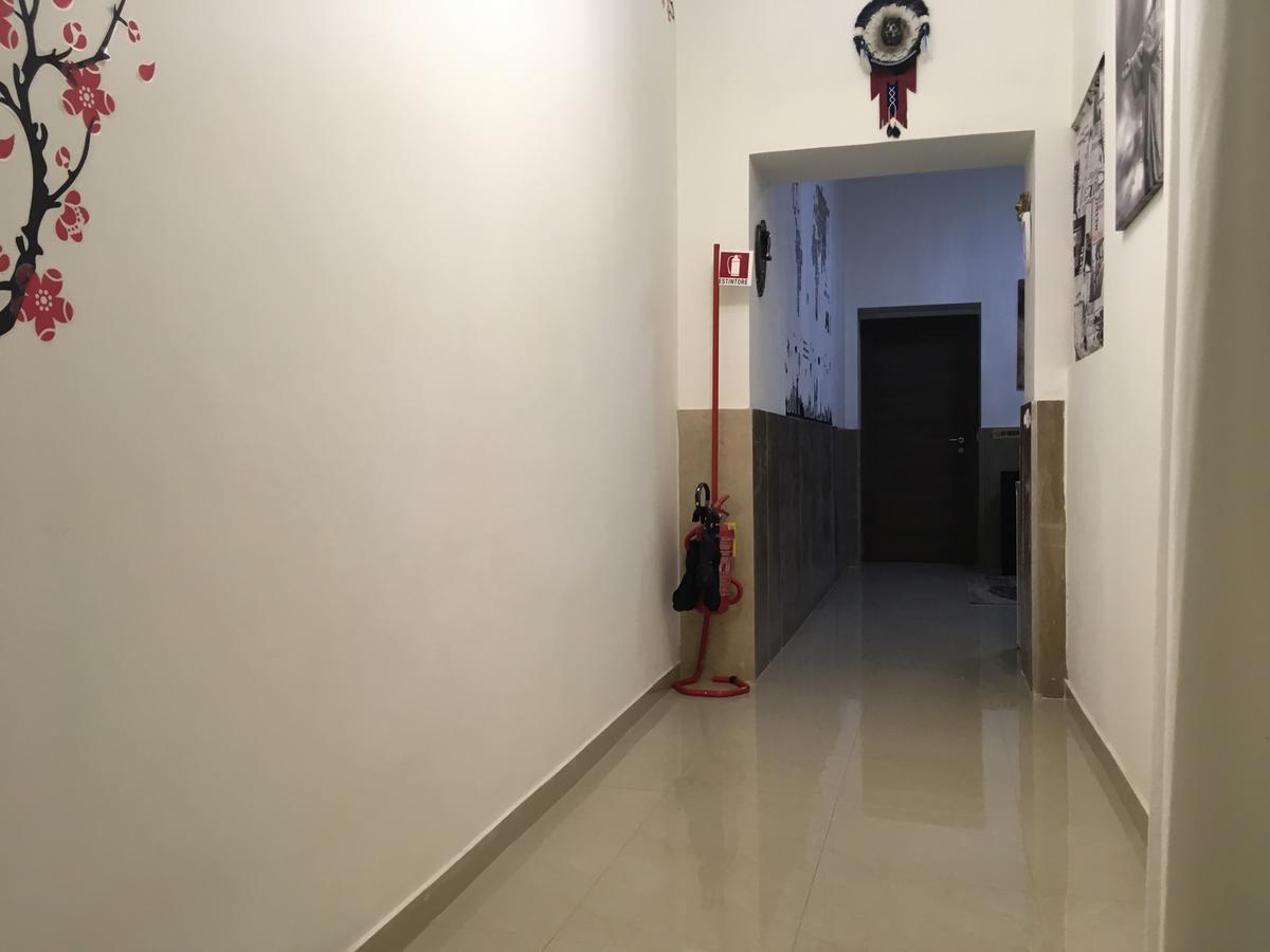 Rome Napoleone Rooms Екстериор снимка