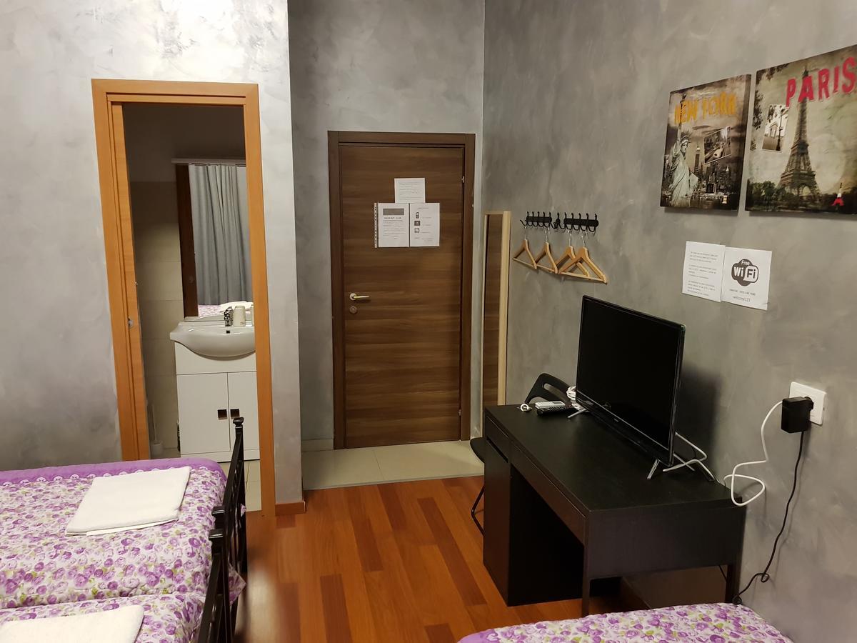 Rome Napoleone Rooms Екстериор снимка